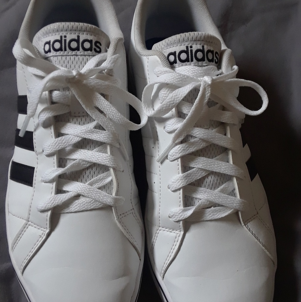 Adidas - Picture 3 of 3